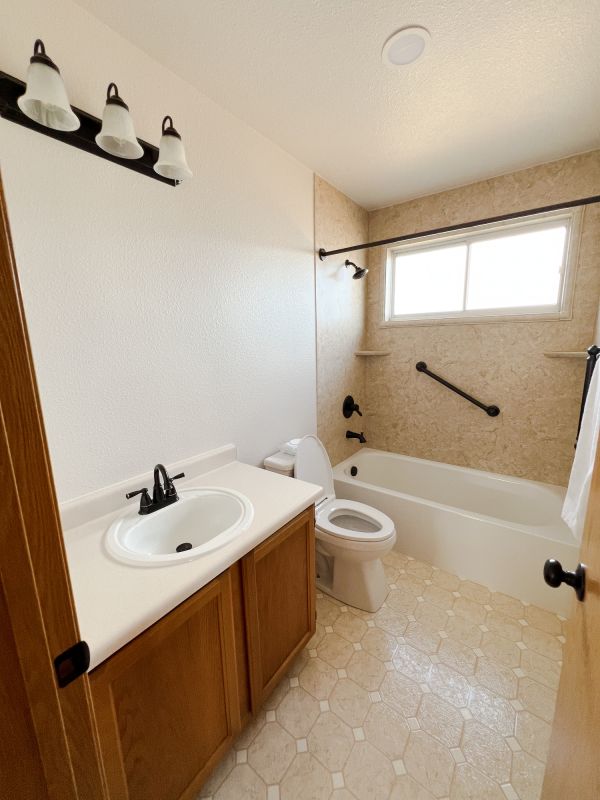 Top Bathroom Remodeling Companies in Oak Lawn, IL